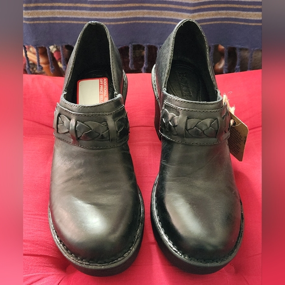 Black Born Skathi Shoes Clogs Casual Slip On Leather NWT - Picture 3 of 12